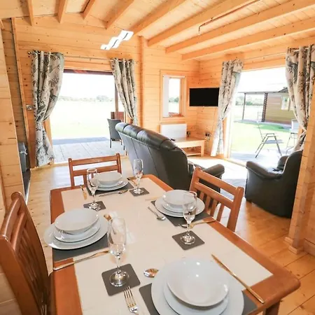 Ty Will, Parc Y Fronwen Villa Newborough  Exterior photo